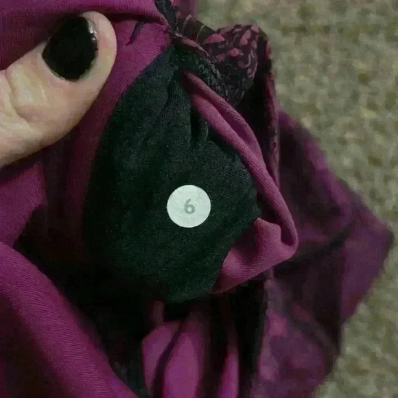 Lululemon “Outrun Half Crop” Purple Capris - Picture 2 of 5